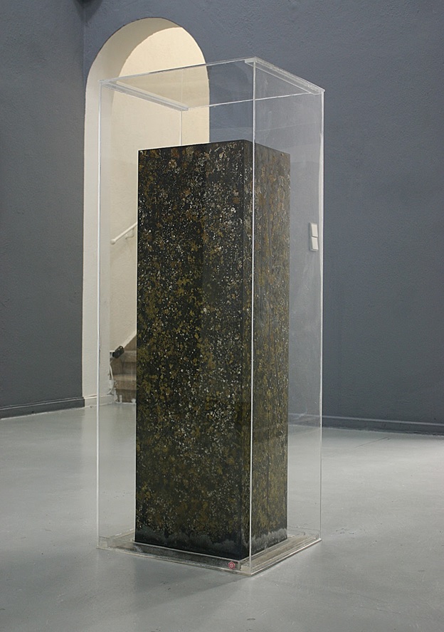 The pedestal.jpg